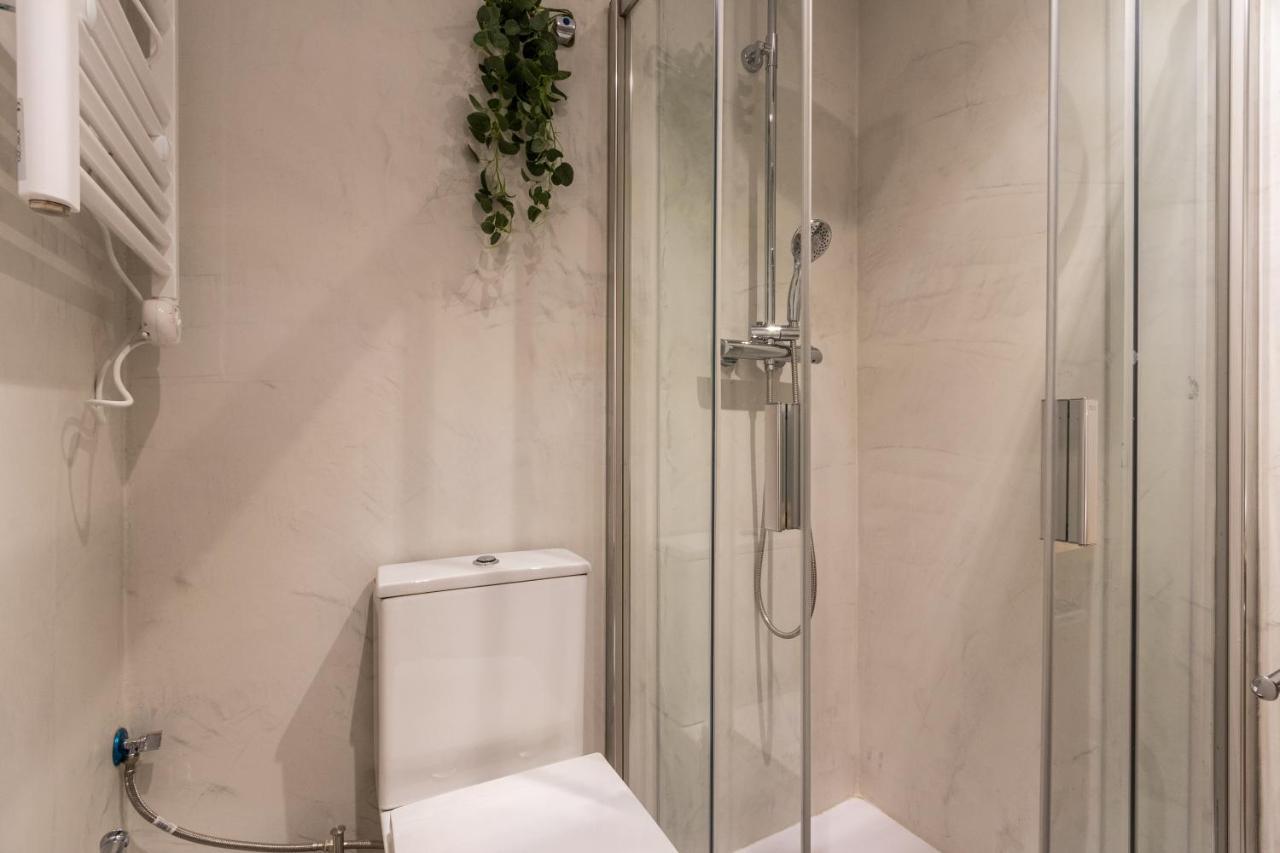 Exclusive Apartments Barcelona 4 Personas Torrella Terrassa Esterno foto